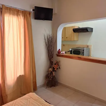 Salvanos Apartment *