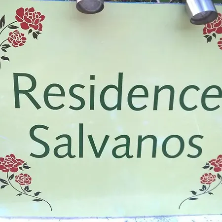Salvanos